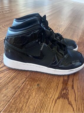 Nike Black Patent High-Top Kids Sneakers